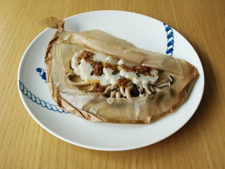 五島巻と茸の包み焼き鯛味噌風味