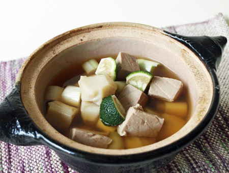 白つみれと鮪と葱のあっさり鍋
